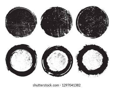 Set of round grunge shapes. Grunge circle frames,banners.