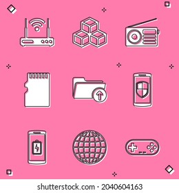 Establece el enrutador y wi-fi, el cubo isométrico, la radio, la tarjeta de memoria Micro SD, la flecha de descarga con la carpeta y el icono del escudo de Smartphone. Vector