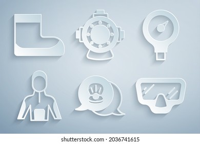 Set Scallop sea shell, Gauge scale, Wetsuit for scuba diving, Diving mask, Aqualung and Boots icon. Vector