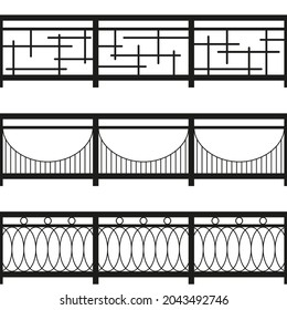 Un conjunto de rejas de trabajo abierto que imitan los parapetos en varios estilos arquitectónicos