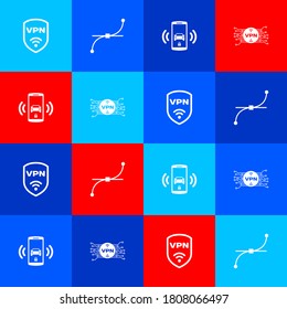 Ajuste Escudo con red inalámbrica VPN, curva de Bézier, sistema de alarma de coche inteligente e icono de circuito de microchips. Vector.