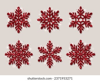 Satz Schneeflocken. Rote Glitterstruktur. Weihnachtsdekoration. Schneeflocken auf hellem Hintergrund.
