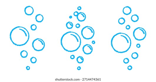 Set aus Seife und Wasserblasen, gezeichnet mit Kreide, Buntstift, Bleistift und Holzkohle. Kinderähnliche pastellfarbene, handgezeichnete Bläschenelemente mit Wachsschablonenstruktur. Blasen in doodle Skizze Stil illustriert.