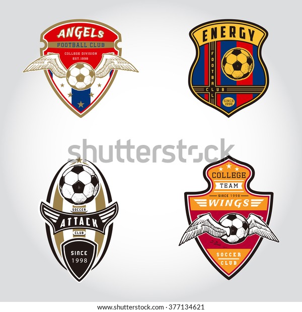 サッカーのバッジのロゴセット 手作りのサッカーボール 白い背景にスポーツチームのidベクターイラスト Tシャツのグラフィックのコレクション デザインテンプレートファッションアパレル印刷 のベクター画像素材 ロイヤリティフリー