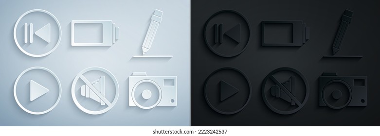 Ajuste el silencio del altavoz, Lápiz con borrador, Reproducir en círculo, cámara fotográfica, indicador de nivel de carga de la batería e icono Rebobinar. Vector