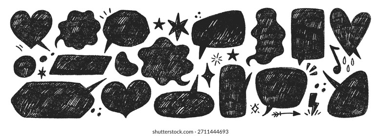Satz von Sprechblasen mit organischer Textur aus Buntstift, Kreide oder Pastellfarben. Kreis, Herz, Wolke. Schwarze Vektorgrafik auf weißem Hintergrund.