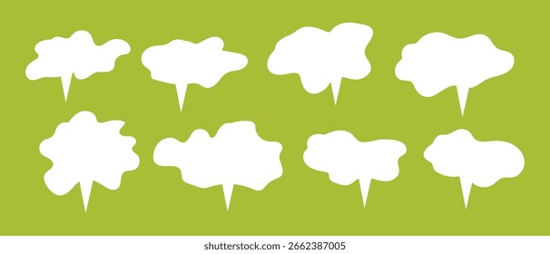 Conjunto de burbujas de discurso Frases cortas. Ilustración vectorial de dibujos animados. Aislado sobre fondo transparente. Estilo de dibujo a mano, nubes de diálogo.