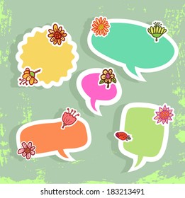 Set of speech and thought bubbles with flowers.