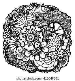 Set of Spring flowers. Hand drawn picture in a circle. Vector illustration. 