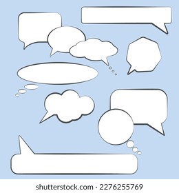 Establecer etiquetas de burbujas de voz, cuadros de diálogo para la comunicación o bolas de pensamiento. Colocar para texto, copiar espacio, establecer para historietas o mensajes para el sitio. Cada elemento es independiente y para cualquier fondo
