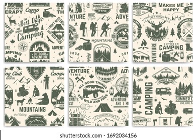 Set von Sommerlager nahtlose Muster oder Hintergrund. Vektorillustration. Retro Typografie-Design mit Rv Trailer, Zelt, Berg, Lagerfeuer, Wanderer und Waldsilhouette. für Campingeinrichtungen und Wanderorganisationen