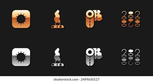 Legen Sie Sonne, Lagerfeuer, Papierhandtuchrolle und gegrillten Schaschlik Kebab auf Spieß-Symbol. Vektorgrafik