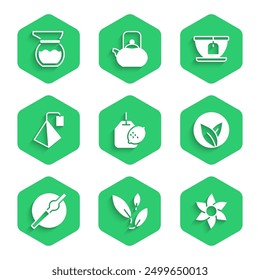 Set Bolsa de té con limón, hoja, flor, cigarrillo, taza de té y tetera icono. Vector