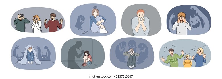 Un grupo de personas aterrorizadas que no pueden controlar las emociones. La colección de hombres y mujeres asustados sienten miedo y shock, sufren de acoso o problemas psicológicos mentales. Ilustración vectorial. 