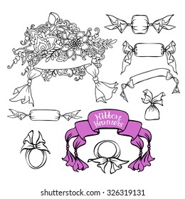 Set of textile ribbons

