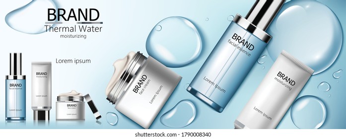 Conjunto de agua termal cosmética con esencia facial, hidratante y crema. Fondo de burbujas azules. Vector realista de Mockup