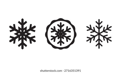 Un conjunto de tres iconos de copo de nieve negro con diseños atrevidos, delicados y estilo insignia para uso estacional.