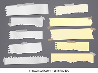 Conjunto de piezas de papel blanco roto, nota amarilla, papel portátil pegado en fondo gris oscuro. Ilustración del vector