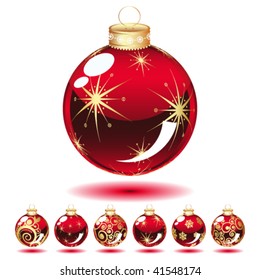 Set von durchsichtigen Weihnachtskristall-Kugeln.