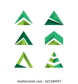 Conjunto de logotipos triangulares, plantilla de logotipo vector