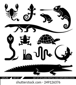 Set of various animal icons: scorpions, snakes, frogs, lizards, snails, crocodiles, turtles, cobra, chameleon, gecko  . Vector illustration.