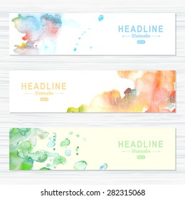 Un conjunto de banners vectoriales con salpicaduras de color agua en colores suaves. Abundantes acuarelas.