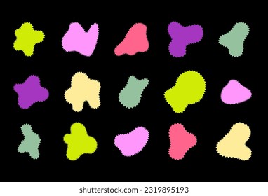 Conjunto de formas orgánicas vectoriales aleatorias brillantes. Blobs ameba, manchas irregulares aisladas en el fondo negro