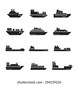 Set of vector ships 