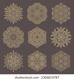 Conjunto de copos de nieve vectoriales. Colección de adornos de invierno. Copos de nieve de colección marrón y amarilla. Copos de nieve para fondos y diseños