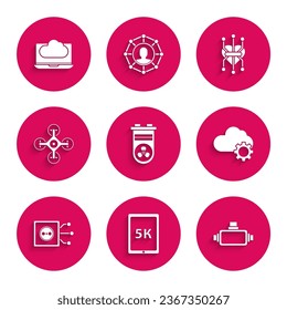Establecer tarjeta gráfica de vídeo, Tablet con texto 5k, gafas de realidad virtual, transferencia y almacenamiento de datos de tecnología de nube, control remoto, drones, procesador e icono. Vector