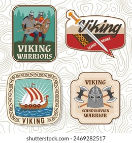 Set von Wikinger-Krieger-Logos, Abzeichen, Aufkleber. Vektorillustration. Für Embleme, Etiketten und Patches. Patch Design Wappenschild mit Wikinger im Helm mit gekreuzter Kampfaxt, Schwert und nordischem Schiff