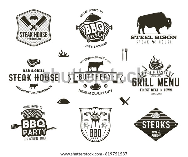 ビンテージステーキハウス qパーティー バーベキューグリルバッジ ラベルのセット レトロな手描きのスタイル 白い背景に肉屋 のロゴデザインと文字プレス効果 ベクターイラスト のベクター画像素材 ロイヤリティフリー