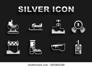 Fijar la funda de goma impermeable, Medalla, Tarjeta de identificación, rifle de biatlón, Cinta en línea de acabado, Podio ganador de premio, Icono de Patinaje y Sled. Vector