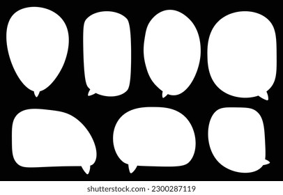 Establece burbujas de habla blanca en el fondo negro. caja de chat o chat vector cuadrado y doodle mensaje o icono de comunicación Nube hablando por historietas y diálogo de mensajes mínimo