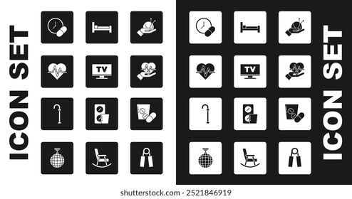 Set Bola de hilo con agujas de tejer, Smart Tv, ritmo cardíaco, píldora o tableta de medicina, cama e icono de bastón de bastón. Vector