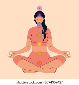 Siete chakras. Energía de Reiki. La mujer está sentada en la posición del loto y meditando. Ilustración vectorial autoterapéutica aislada.