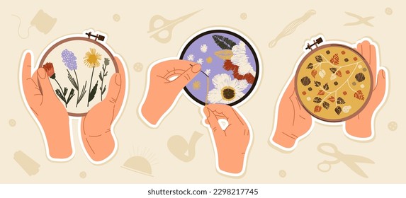 Se ponen pegatinas de coser. Colección de tejidos bordados a mano y aguja. Moda, tendencia y estilo. Hechos a mano, artesanía y costura. Ilustraciones del vector plano de dibujos animados aisladas en fondo beige
