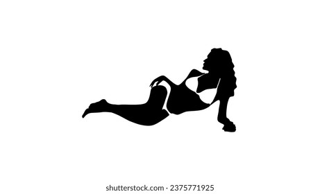 Mujer sexy tumbada - silueta negra aislada vectorial