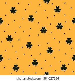 Shamrock pattern. Seamless clover vector dashed background