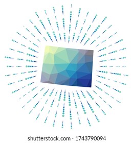 Forma de Colorado, explosión poligonal. Mapa del estado de estados unidos con coloridos rayos de estrellas. Ilustración de Colorado en digital, tecnología, internet, estilo de red. Ilustración vectorial.