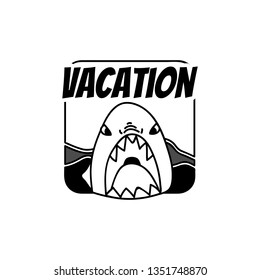Vector de insignia de verano de las vacaciones de tiburón
