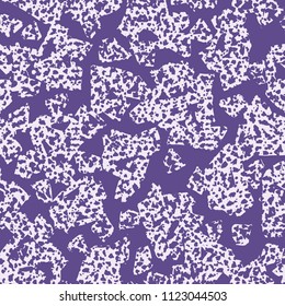 Shibori pattern. Ultraviolet tie dye seamless texture. Monochrome vector design print. Japanese graphic repeating tile. Watercolor geometry background. Stylish abstract linear ornament. 