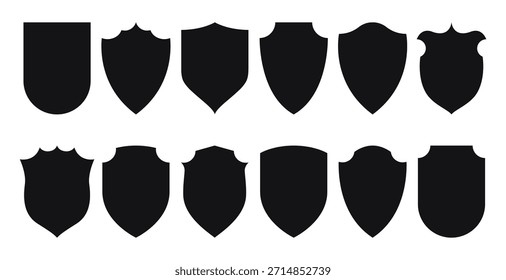 Marcos de escudo. Insignias de protección heráldica, siluetas de emblemas de defensa y policía simples, iconos en blanco del sistema de seguridad de privacidad, kit de escudo de armas de escudo de caballero. Conjunto monocromo de Vector.