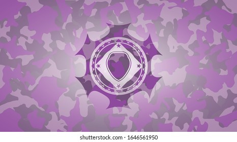 icono del escudo en textura de cámara rosa