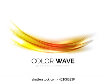 Onda de color brillante aislada en blanco, líneas con efectos de luz