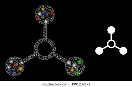 Un átomo web de malla brillante se vincula con nodos flash vibrantes. Malla vectorial de constelación creada a partir del símbolo de vínculos átomos. Estrella de espuma de los enlaces de átomos poligonales, sobre un fondo negro.