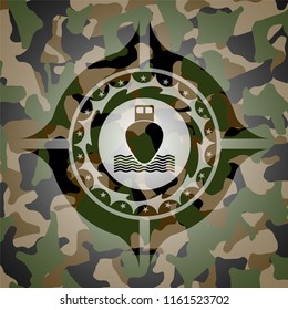 ship icon on camo texture