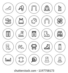 Shoe icon set. collection of 25 outline shoe icons with ballet shoes, boot, brake, boots, clothes, flippers, footprint, horseshoe, heel, heels, fashion icons. editable icons.