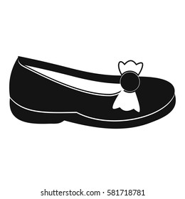 Shoe icon. Simple illustration of shoe vector icon for web