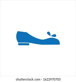 Shoe line vector icon. Sneakers and women's shoes, linear footwear icon. Vector illustration